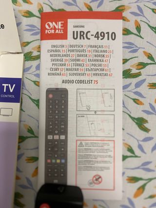 Mando tele Samsung nuevo. Universal