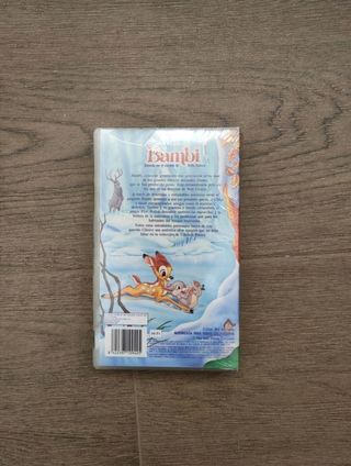 Disney Bambi VHS NUEVO
