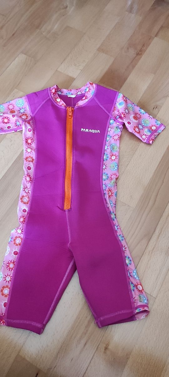 Bañador neopreno niña.
