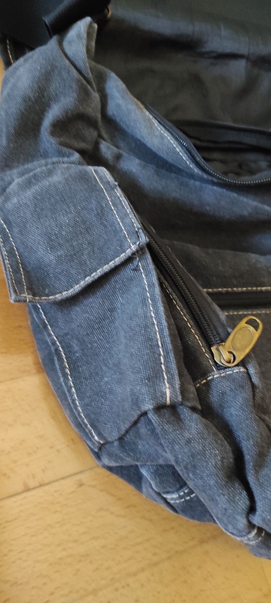 Mochila bandolera múltiples bolsillos