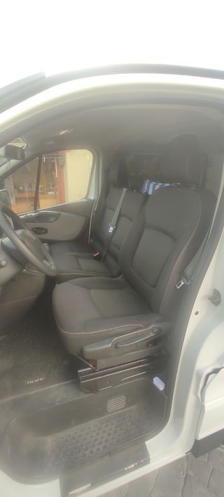 Renault Trafic 2015