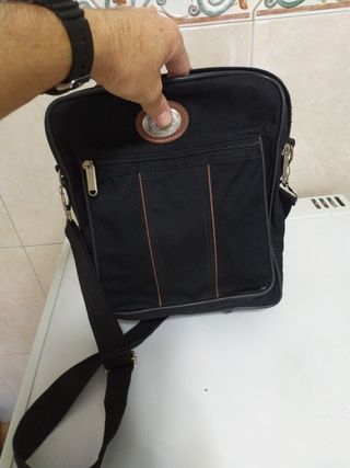 Bolsa bandolera macuto.