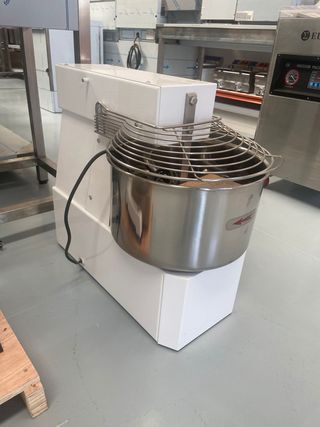 AMASADORA ITALY PROFESIONAL - VARIOS TAMAÑOS