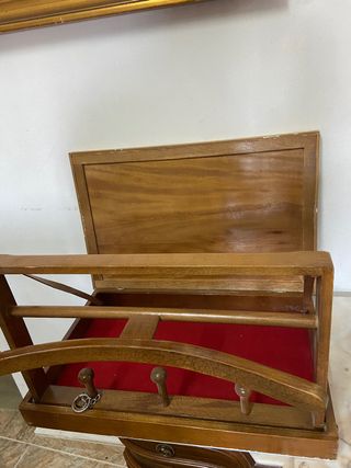 Perchero antiguo