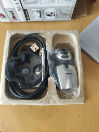 mini webcam trust