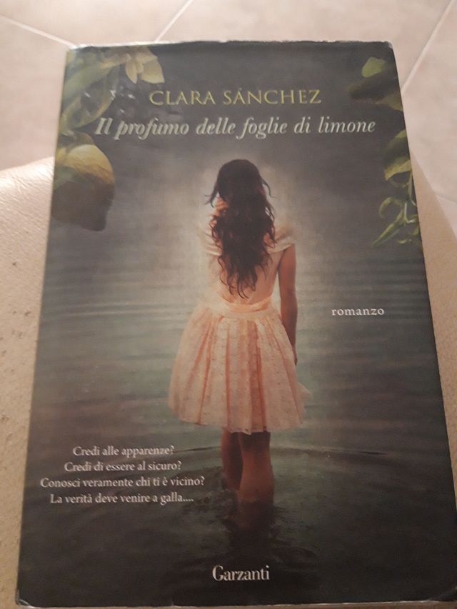 Il profumo delle foglie di limone