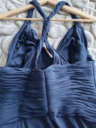 Vestido maxi largo de fiesta azul marino de Sfera