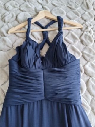 Vestido maxi largo de fiesta azul marino de Sfera