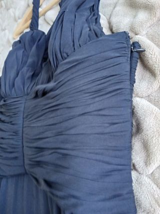 Vestido maxi largo de fiesta azul marino de Sfera