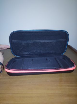 Funda básica Nintendo Switch