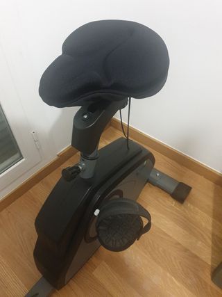 Bicicleta estática cardio fit B40 del Corte Inglés