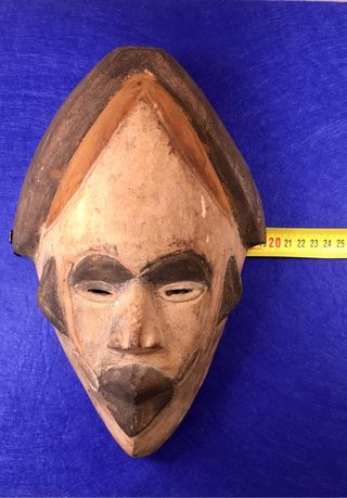 Antigua máscara africana Punu tallada madera 30 cm