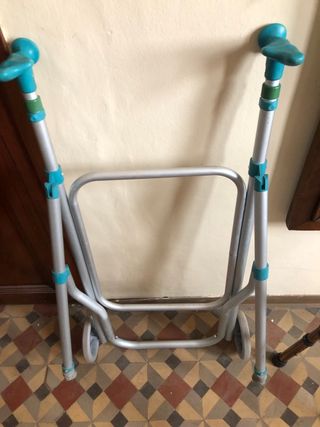 Andador para ancianos 