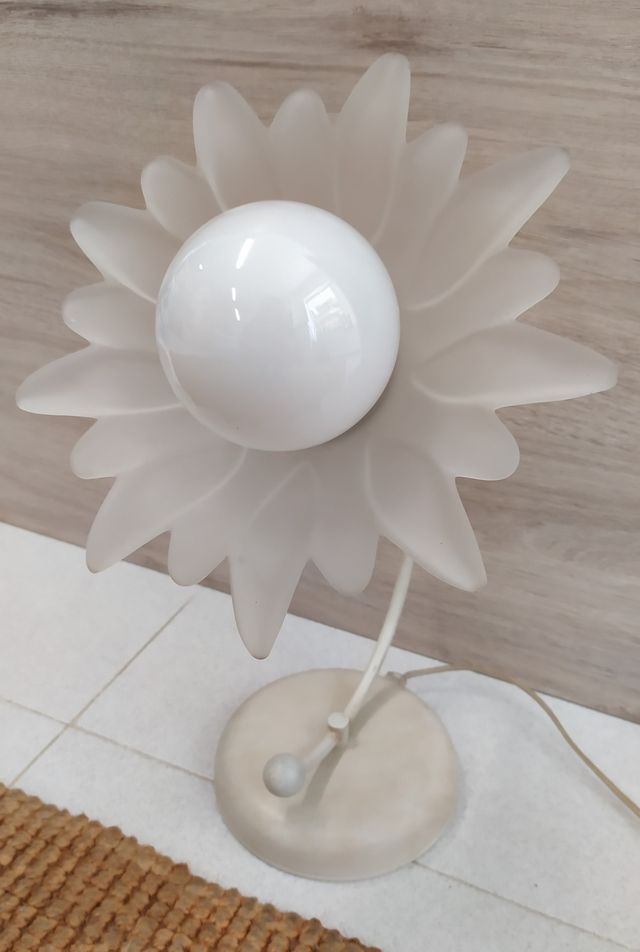 Lámpara flor (exposición)