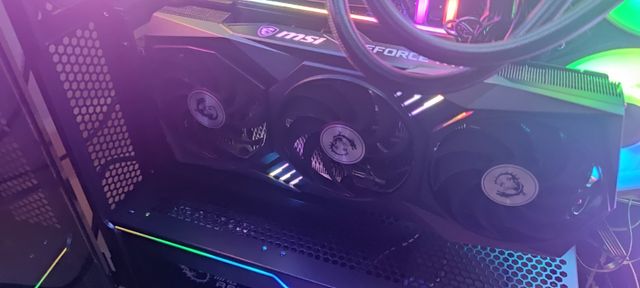 Gráfica msi rtx 3070 ti gaming x trio