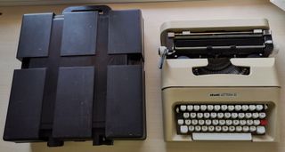 Máquina de escribir Olivetti LETTERA 35