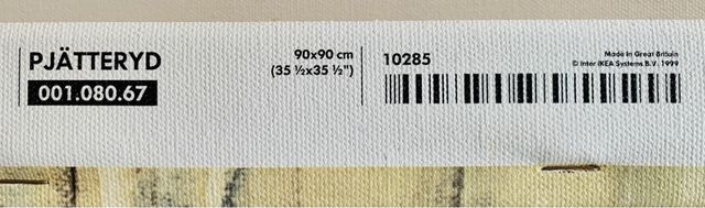 Dos cuadros iguales de 90x90 de Ikea.