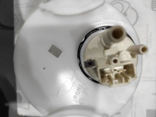 bomba de combustible A2214708795