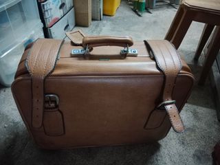 MALETA VINTAGE DE CUERO MARRON