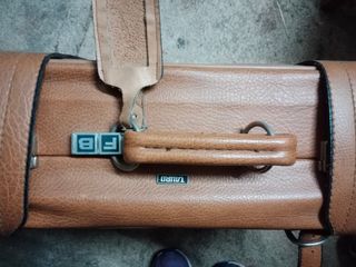 MALETA VINTAGE DE CUERO MARRON