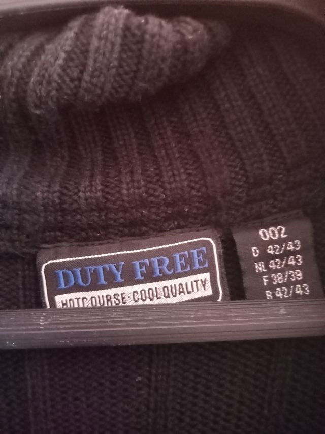 chaqueta de punto negra de mujer