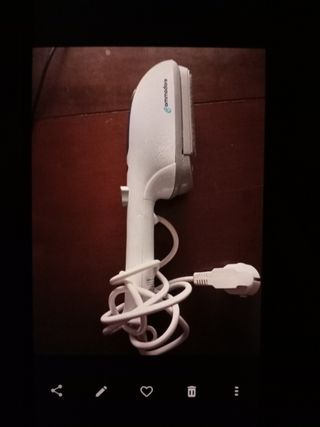 Plancha vertical/cepillo vapor