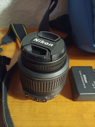 Nikon D3000