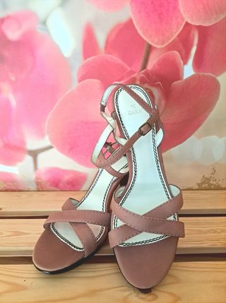 💖 Sandalias rosa/nude tiras Zara 💖
