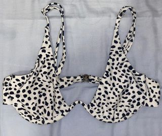 Top bikini lunares con aro