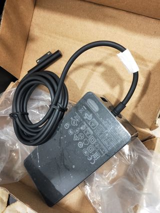 cargador Microsoft bok 2 modelo 1798