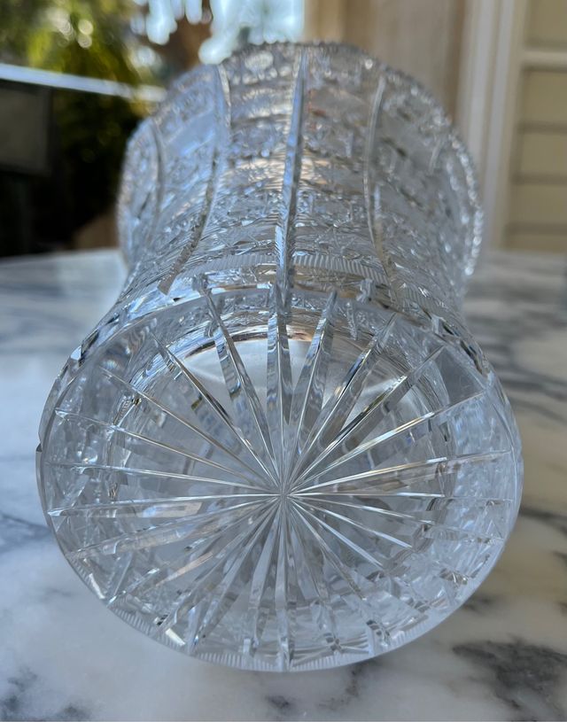 Jarrón cristal tallado