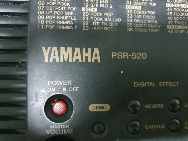 Teclado Yamaha PSR-520