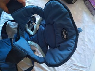 Mochila portabebes marca Jane