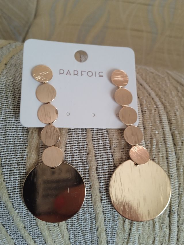 PENDIENTES PARFOIS.SIN ESTRENAR