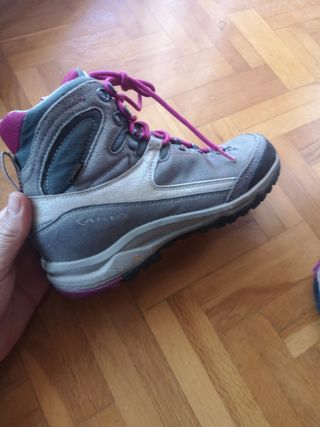 Zapatillas caña alta. Montaña