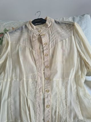 Preciosa blusita, muy romántica