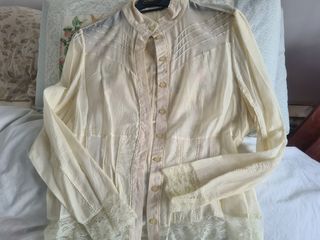 Preciosa blusita, muy romántica