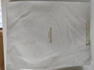 Medias de novia sin abrir. Pronovia