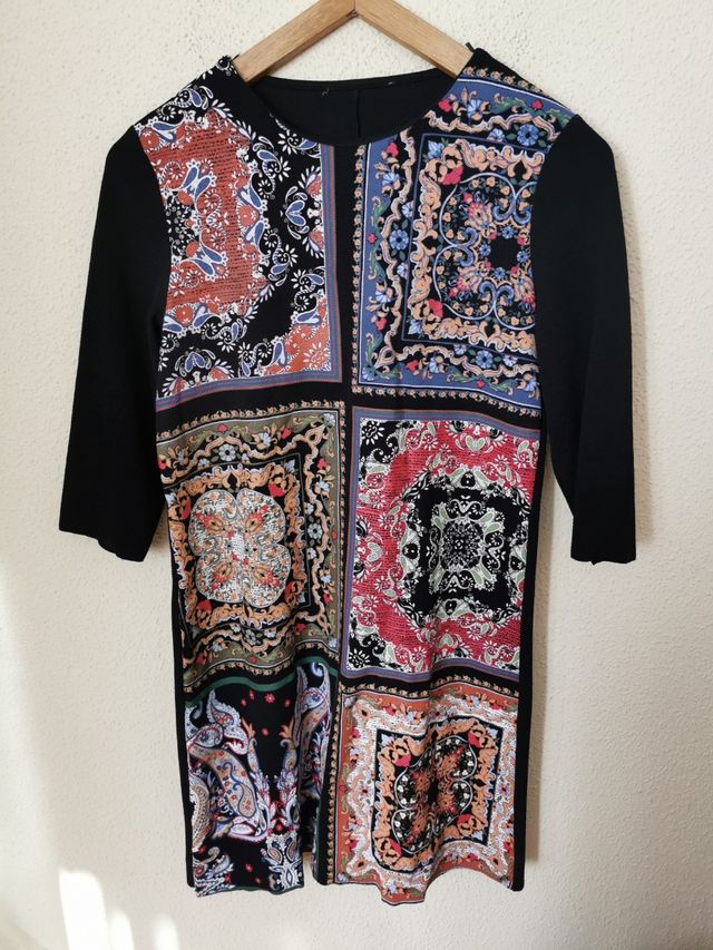 Vestido chica talla 40 de Zara.