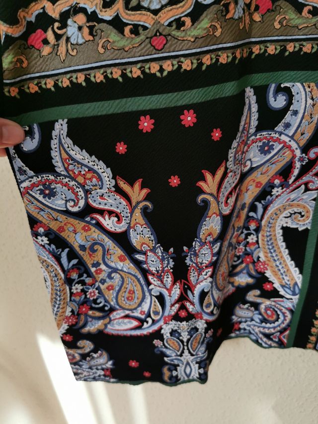 Vestido chica talla 40 de Zara.