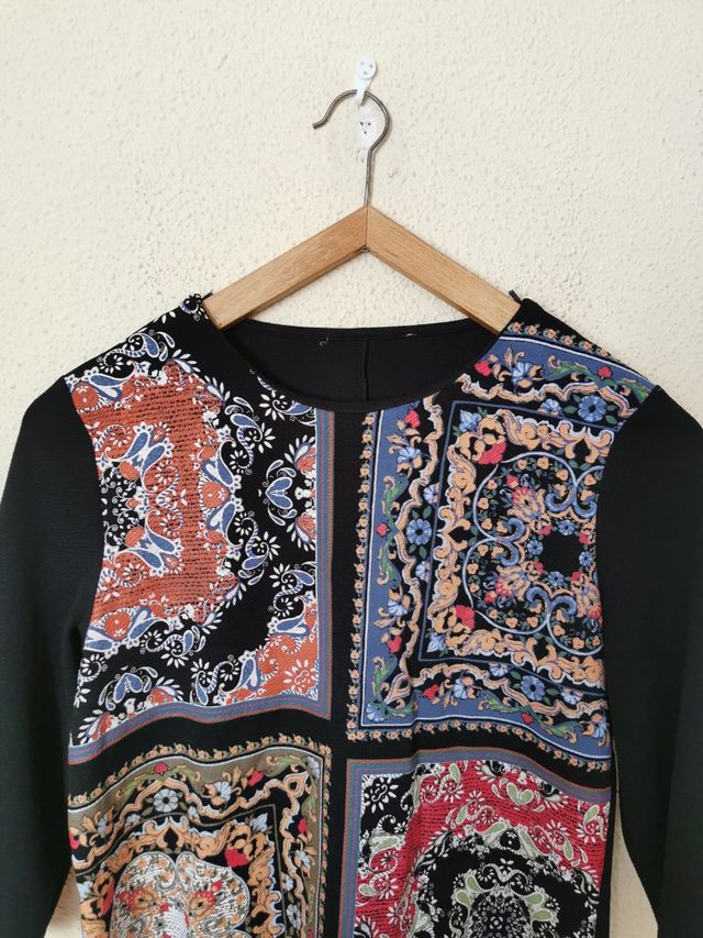 Vestido chica talla 40 de Zara.