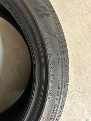 2 neumáticos DUNLOP