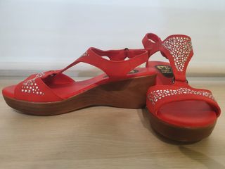 Sandalias Rojas 38
