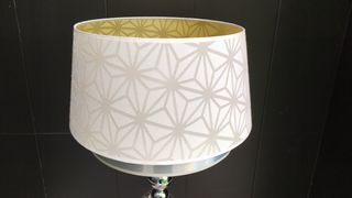 Lámpara de pie (exposición)