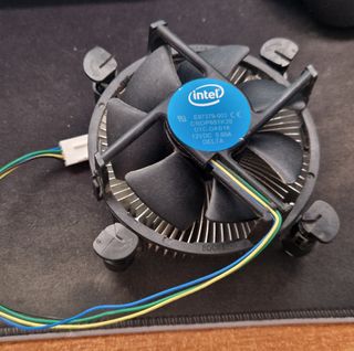 procesador intel celeron g3900 con disipador