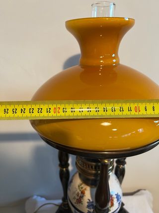 Lámpara de opalina porcelana madera y cristal