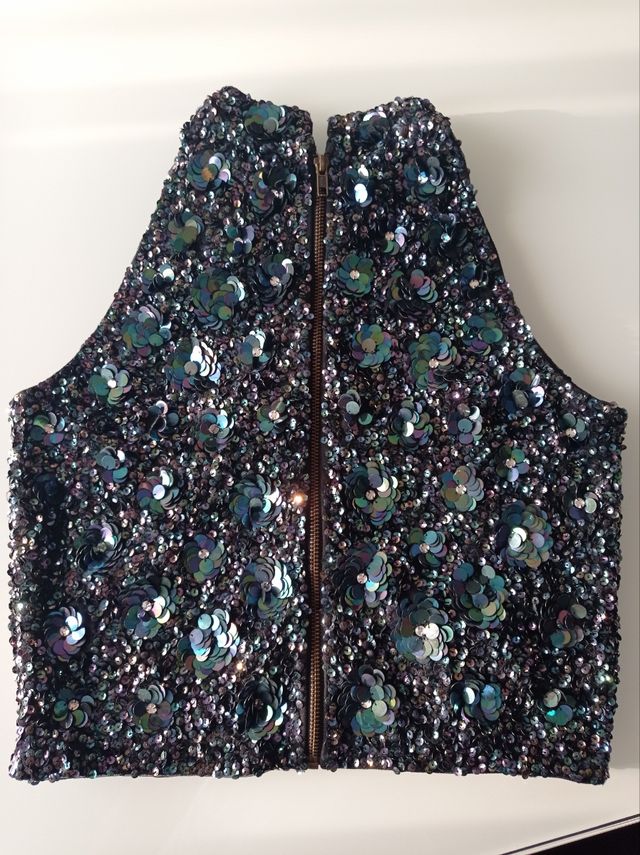 top con perline e strass 