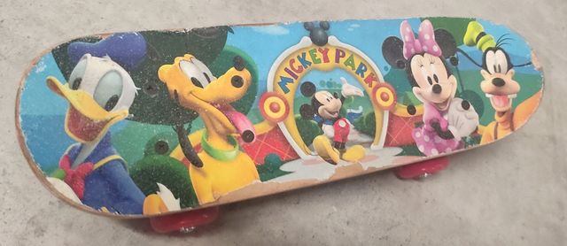Patinete Mickey