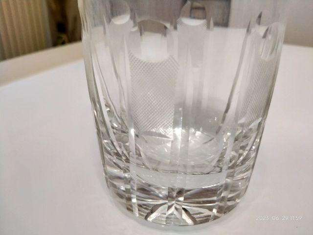 Bottiglia vintage in vetro intagliato 1,2 lt