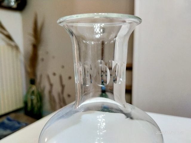 Bottiglia vintage in vetro intagliato 1,2 lt